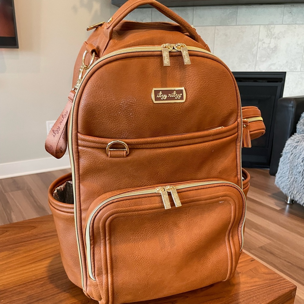 Itzy ritzy boss bag in cognac